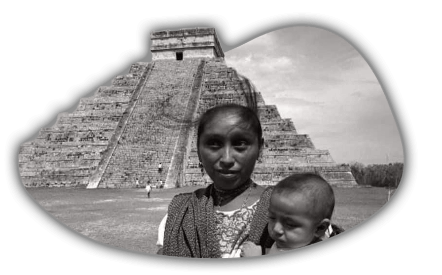 Imagen en blanco y negro de Chichen Itzá.